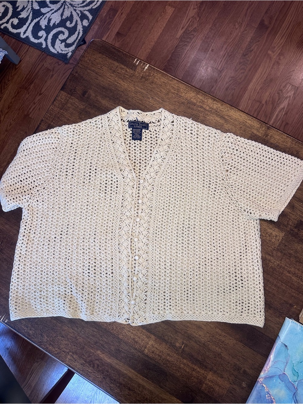 Laura Scott Cream Crochet Short-Sleeve Cardigan